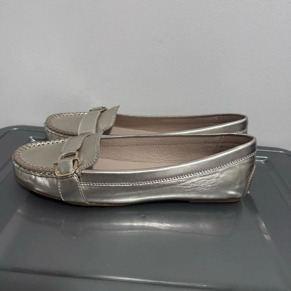 Jack Rogers elegant gold